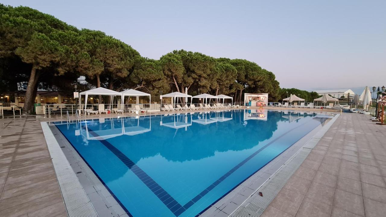 Sporkoey Hotel & Beach Club Darıca Eksteriør billede