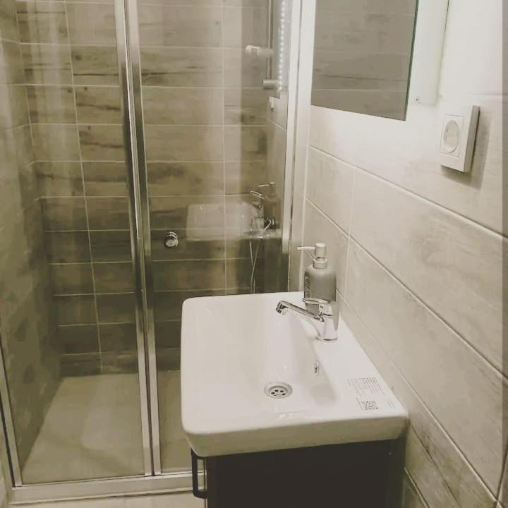Sporkoey Hotel & Beach Club Darıca Eksteriør billede